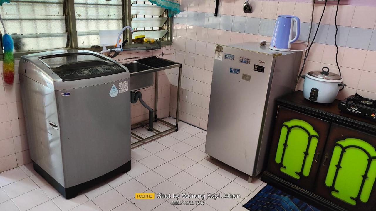 Homestay D' Tengah Bandar 쿠알라 롬핀 외부 사진