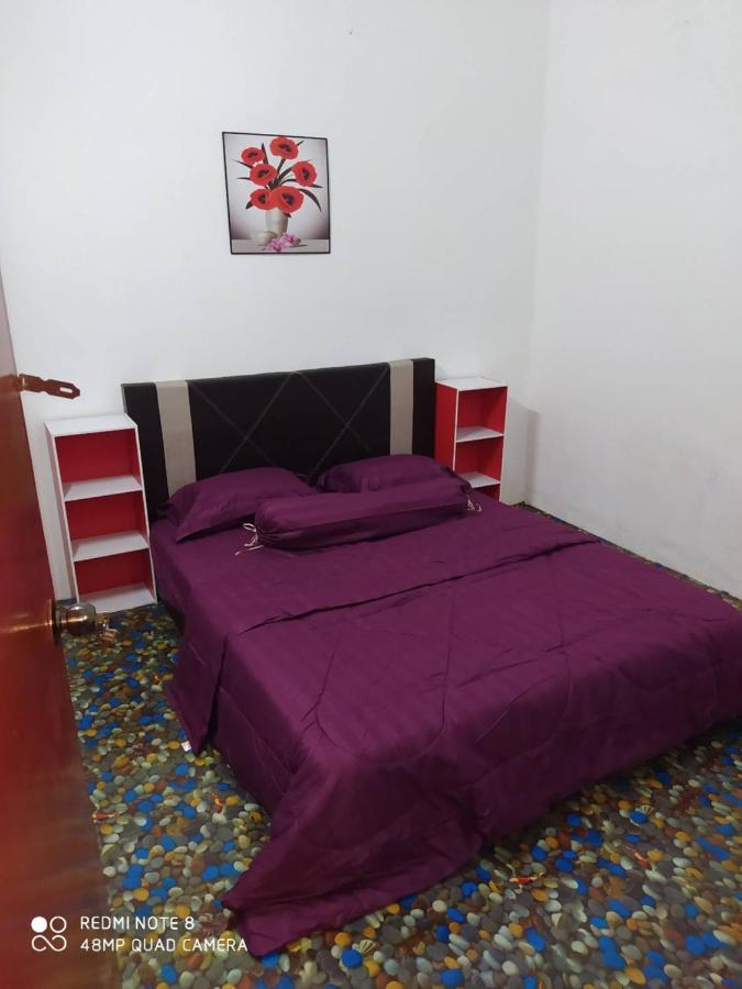 Homestay D' Tengah Bandar 쿠알라 롬핀 외부 사진